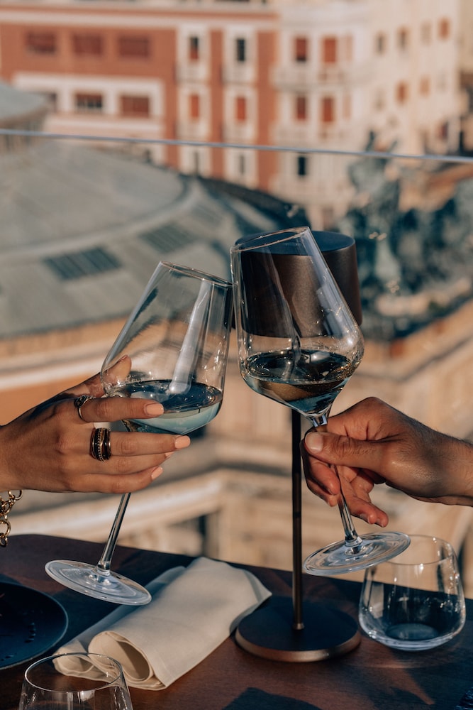 Hotel Politeama — Restaurant & bars in Palermo, Sicily