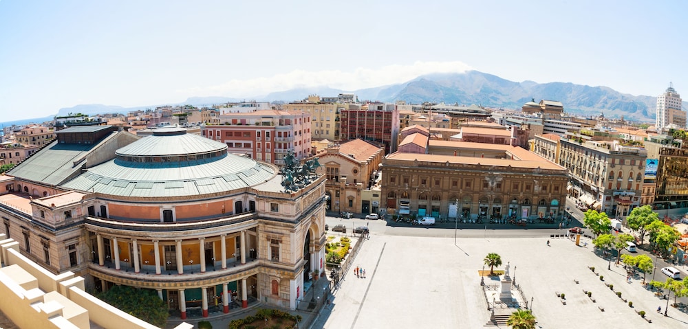 Hotel Politeama — Attractions in the area in Palermo, Sicily