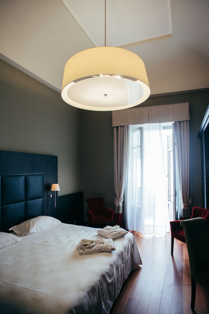 Hotel Porta Felice & Spa — Hotel rooms in Palermo, Sicily