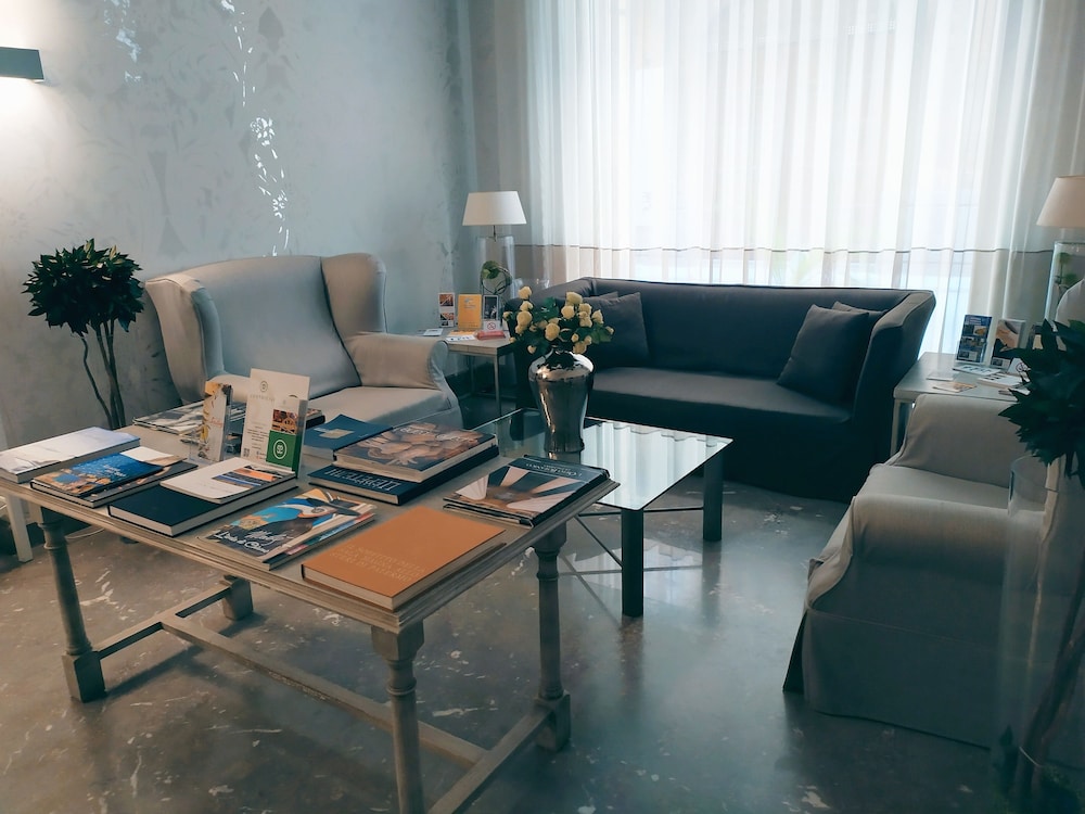 Hotel Porta Felice & Spa — Hotel rooms in Palermo, Sicily
