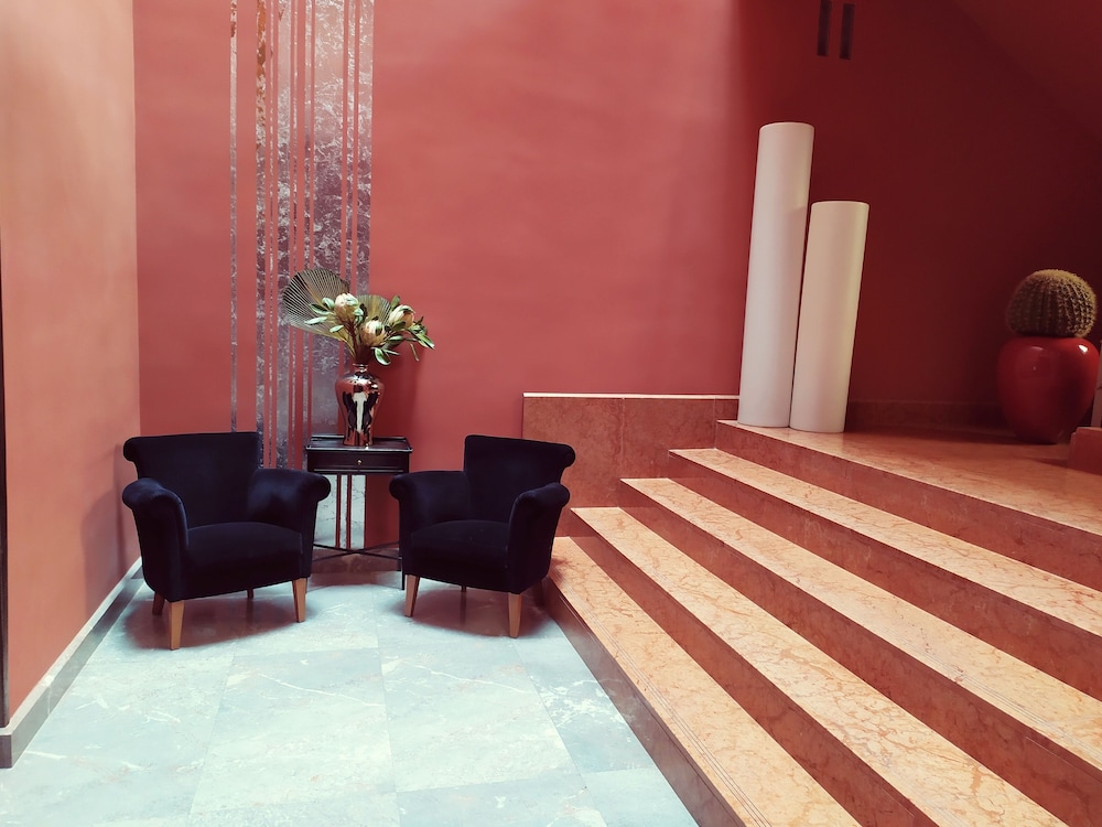 Hotel Porta Felice & Spa — Hotel building in Palermo, Sicily