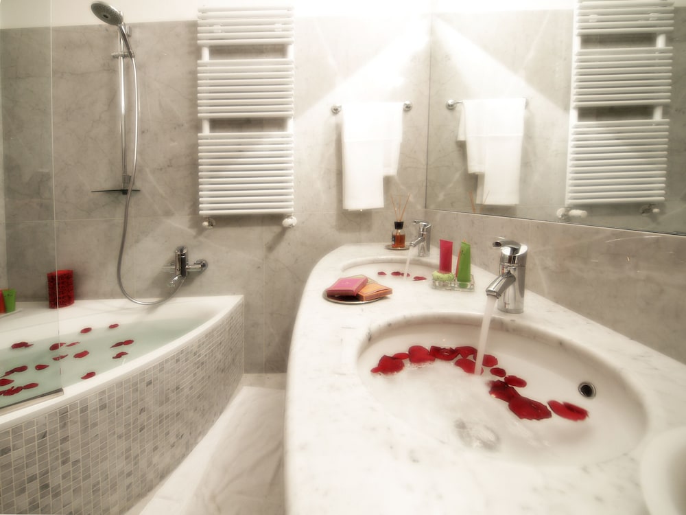 Hotel Porta Felice & Spa — Hotel rooms in Palermo, Sicily