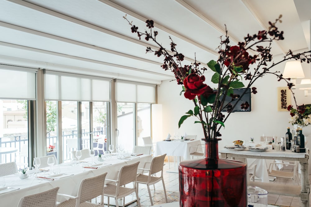Hotel Porta Felice & Spa — Restaurant & bars in Palermo, Sicily