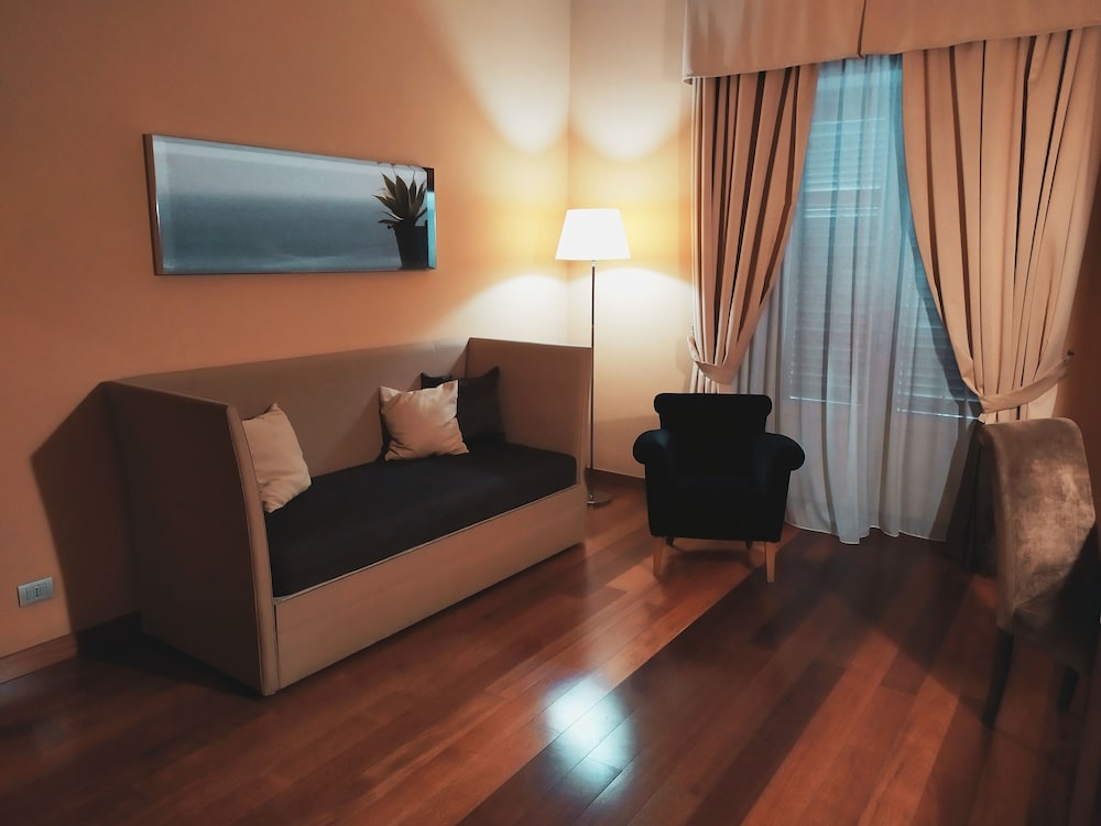 Hotel Porta Felice & Spa — Hotel rooms in Palermo, Sicily