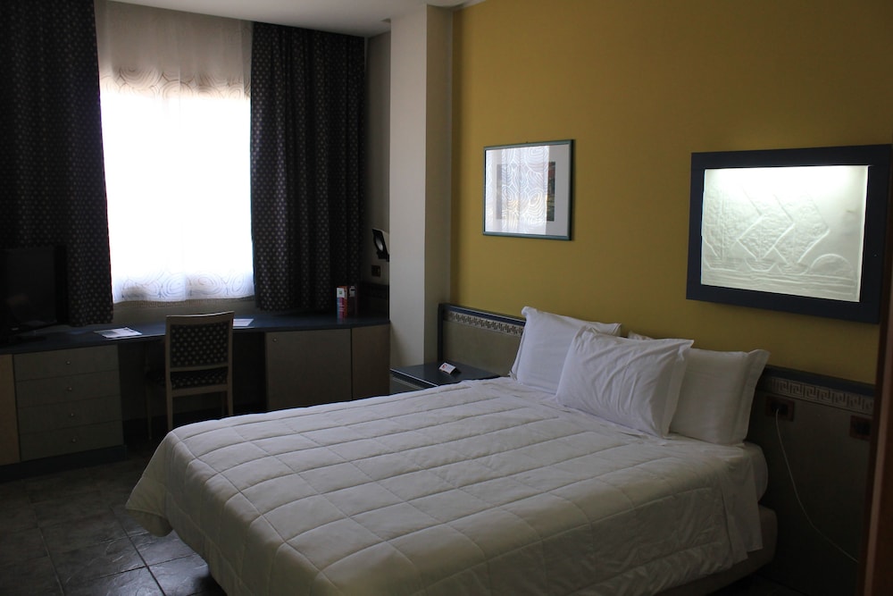 President Hotel Palermo — Hotel rooms in Palermo, Sicily