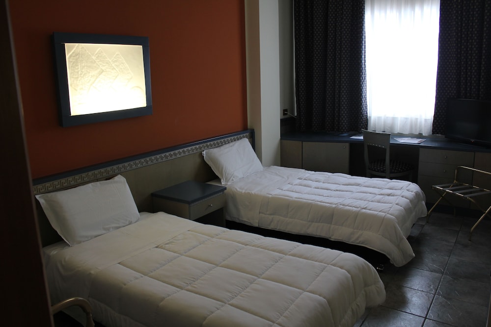 President Hotel Palermo — Hotel rooms in Palermo, Sicily