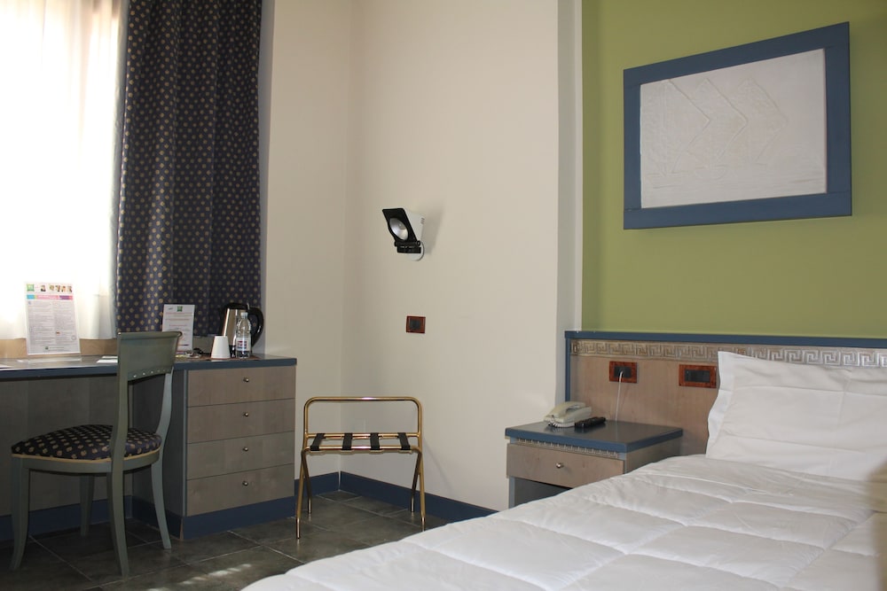 President Hotel Palermo — Hotel rooms in Palermo, Sicily