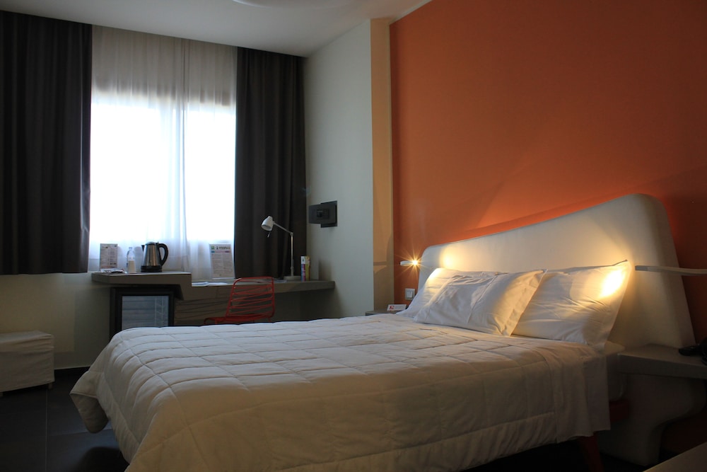 President Hotel Palermo — Hotel rooms in Palermo, Sicily
