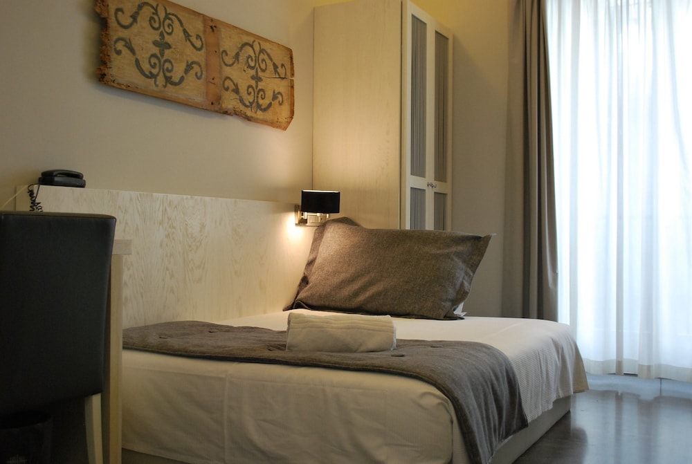 Quintocanto Hotel and Spa — Hotel rooms in Palermo, Sicily
