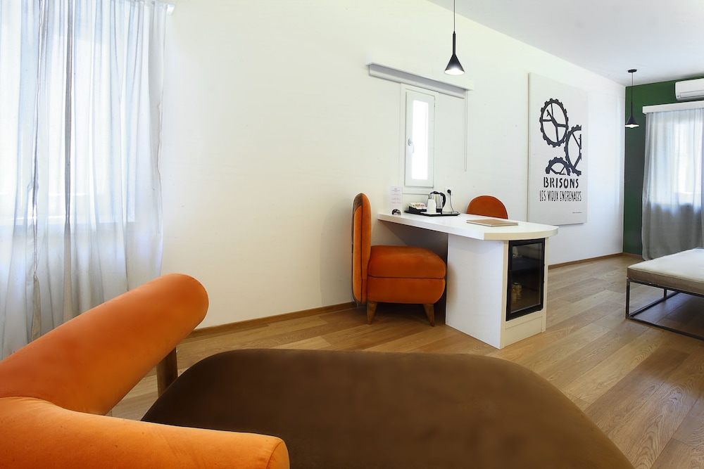 Quintocanto Hotel and Spa — Hotel rooms in Palermo, Sicily