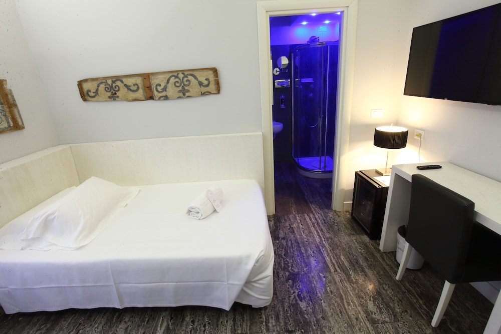 Quintocanto Hotel and Spa — Hotel rooms in Palermo, Sicily