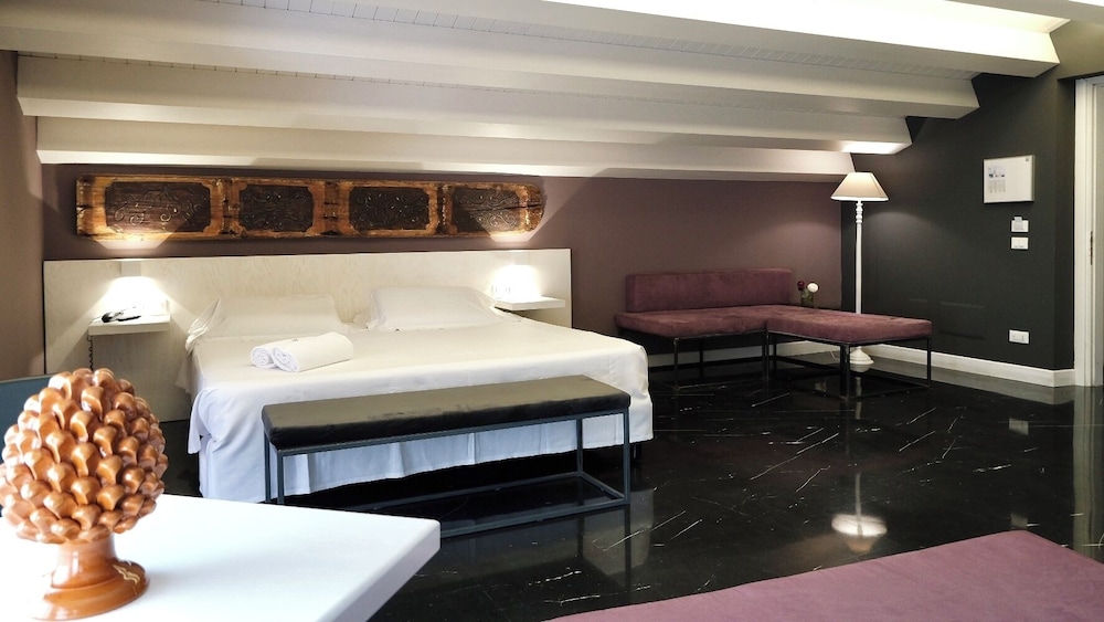 Quintocanto Hotel and Spa — Hotel rooms in Palermo, Sicily