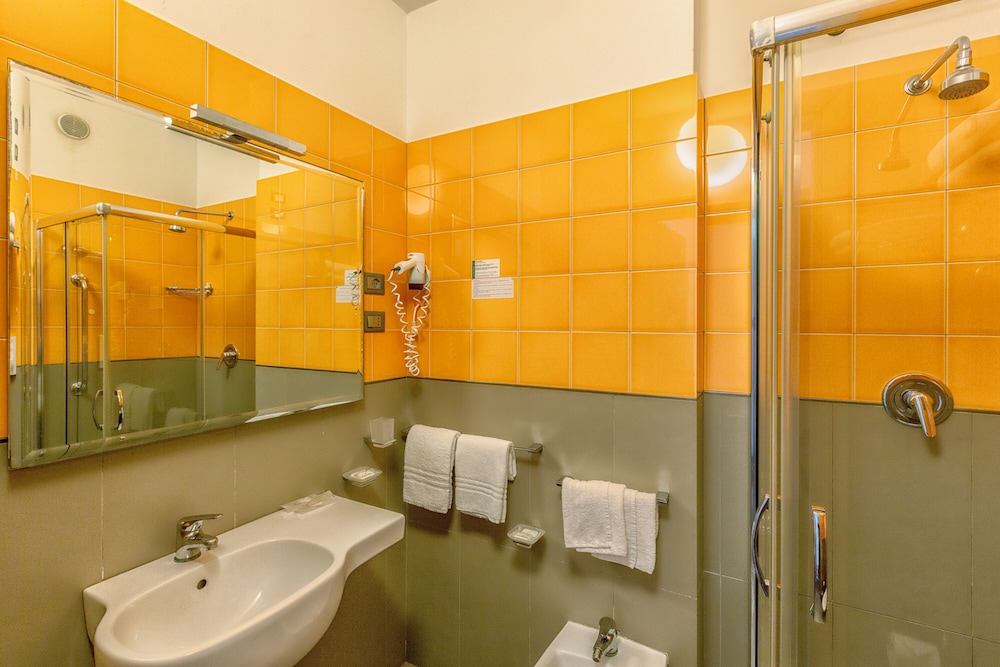 Hotel Villa D'Amato — Hotel rooms in Palermo, Sicily