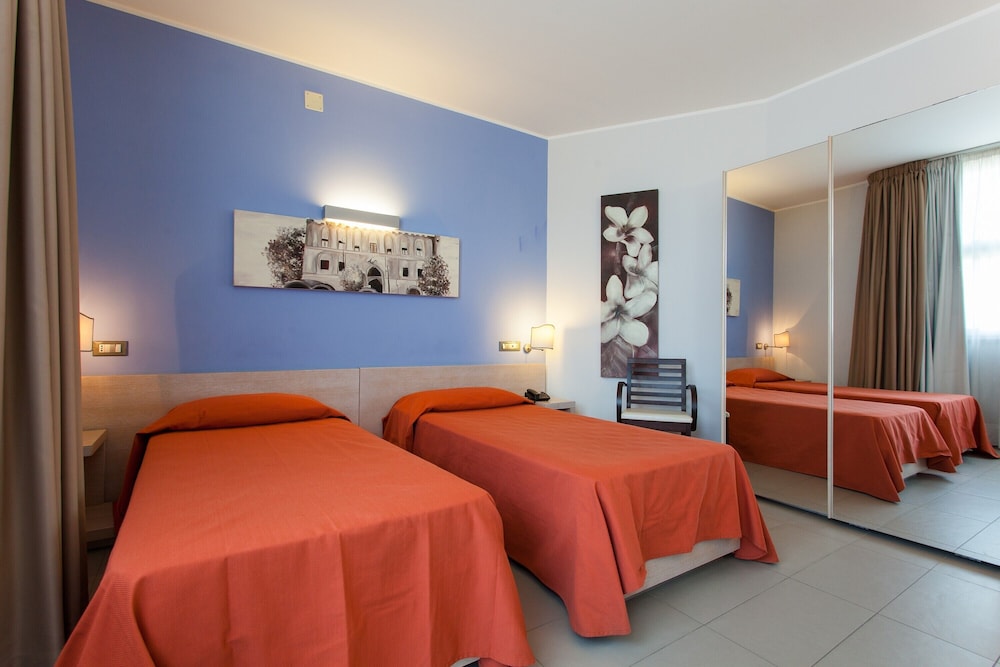 Hotel Villa D'Amato — Hotel rooms in Palermo, Sicily