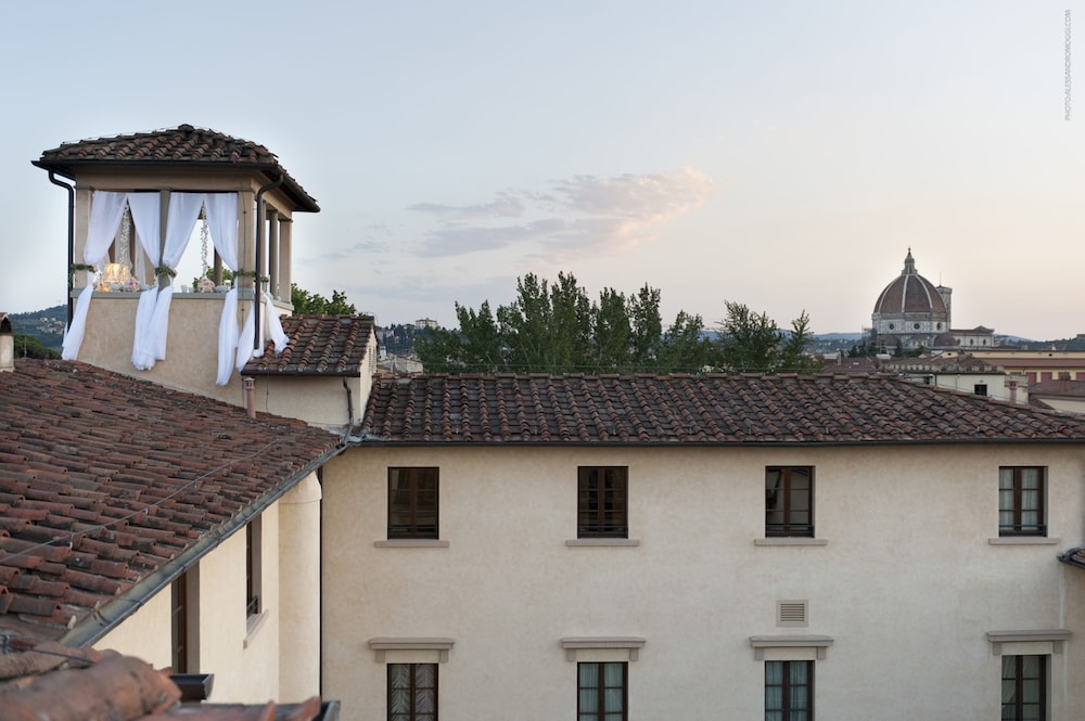 Four Seasons Hotel Firenze — Hotel building in Florence, Tuscany
