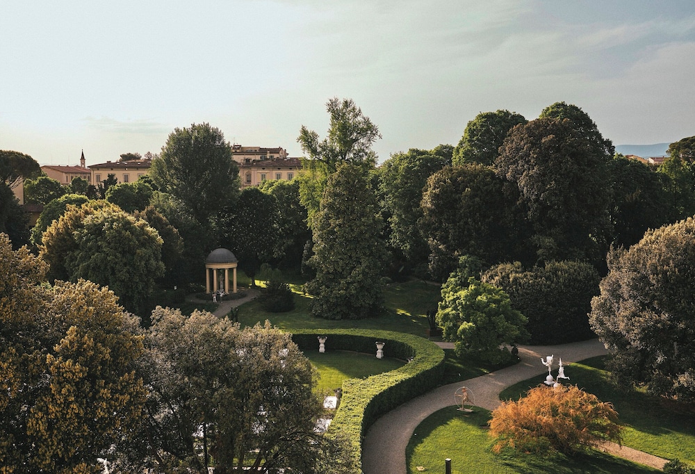 Four Seasons Hotel Firenze — Attractions in the area in Florence, Tuscany