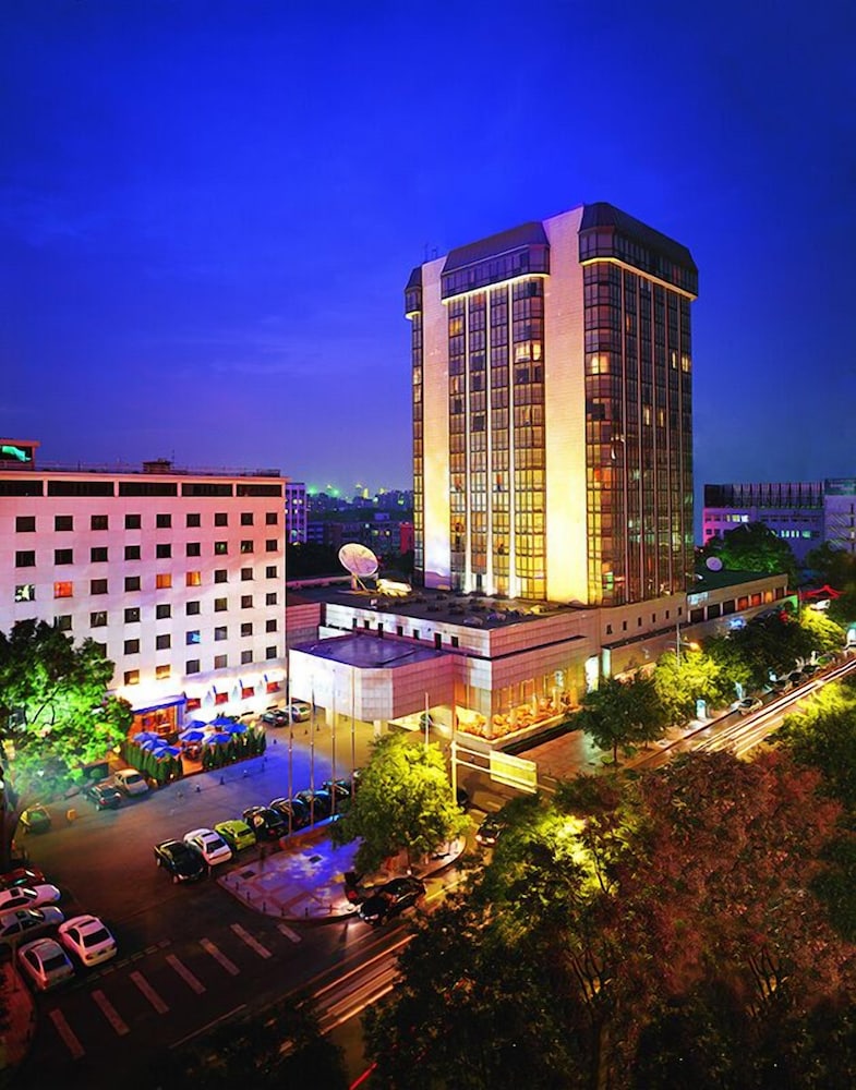 Peace Hotel Beijing — Main photo in Beijing, Beijing