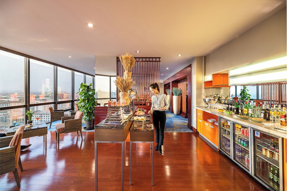 Peace Hotel Beijing — Restaurant & bars in Beijing, Beijing
