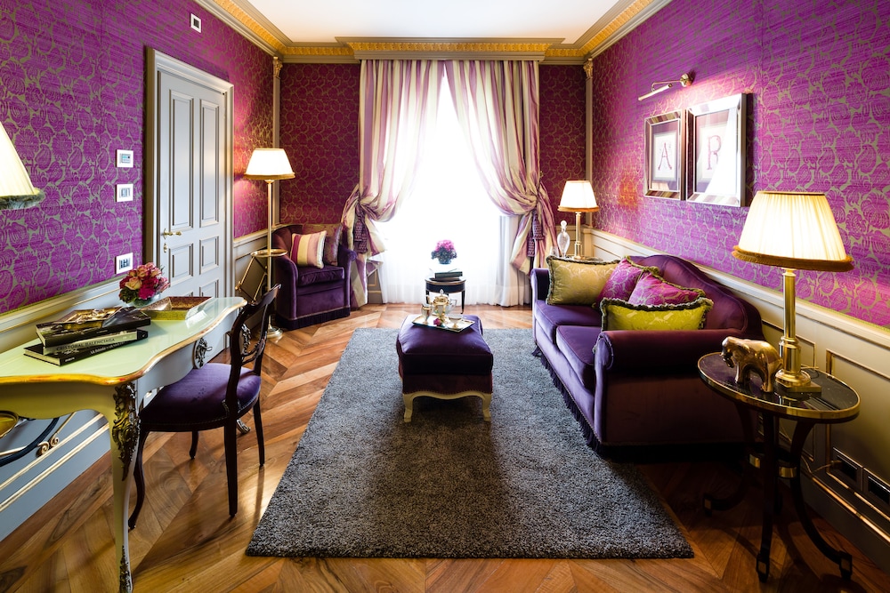 Villa Cora — Hotel rooms in Florence, Tuscany