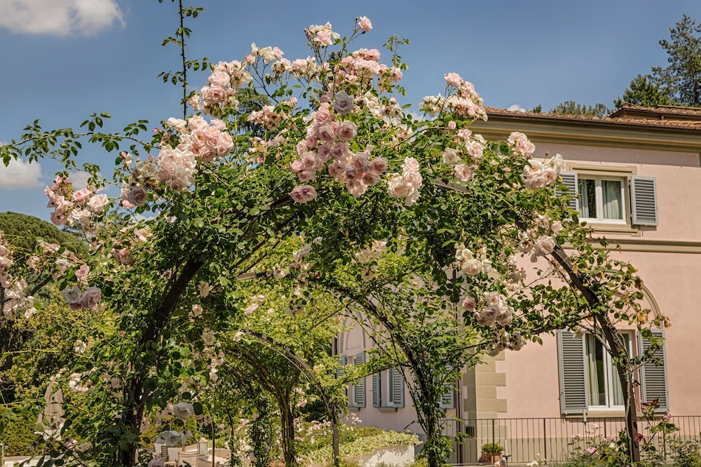 Villa Cora — Hotel building in Florence, Tuscany
