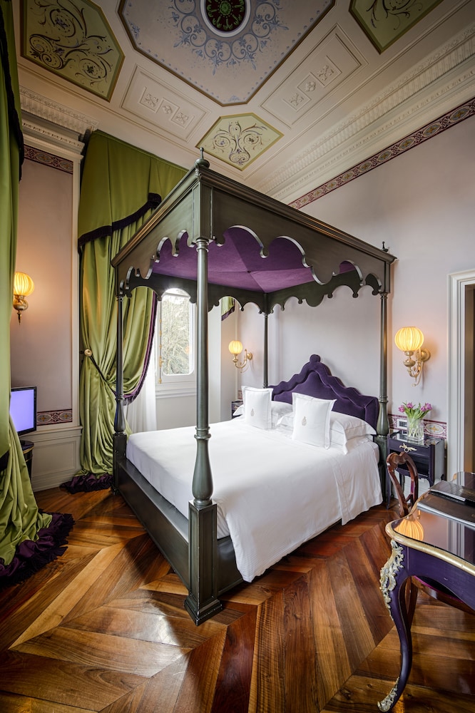 Villa Cora — Hotel rooms in Florence, Tuscany
