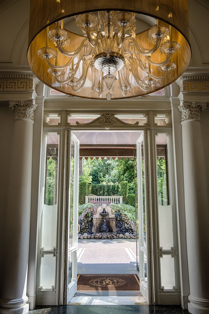 Villa Cora — Hotel building in Florence, Tuscany
