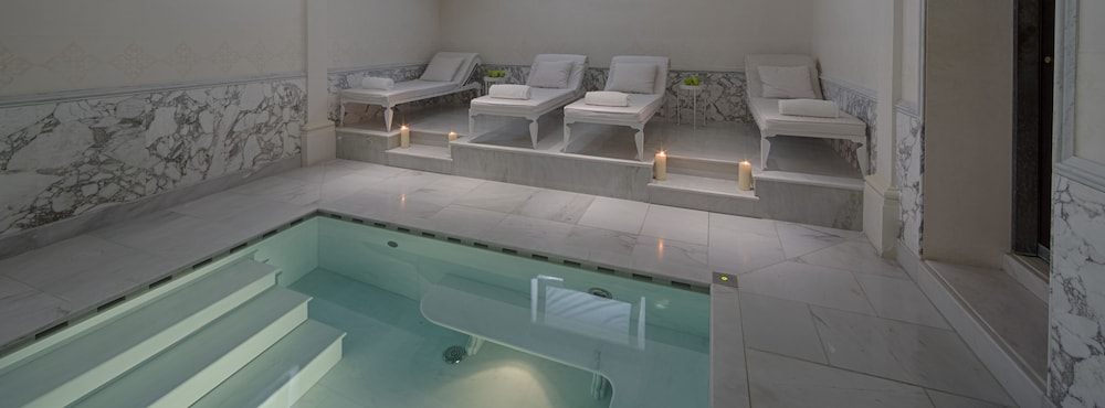 Villa Cora — Spa in Florence, Tuscany