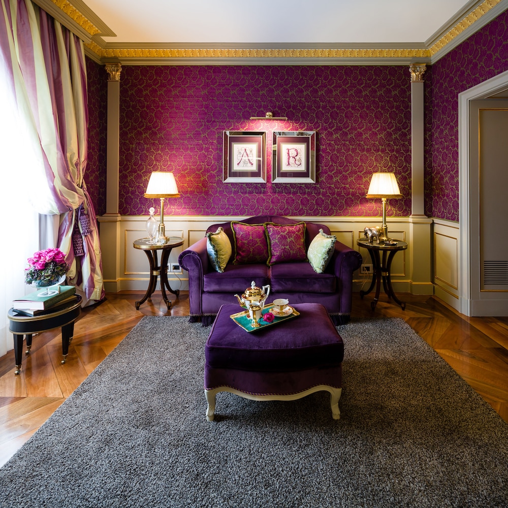 Villa Cora — Hotel rooms in Florence, Tuscany