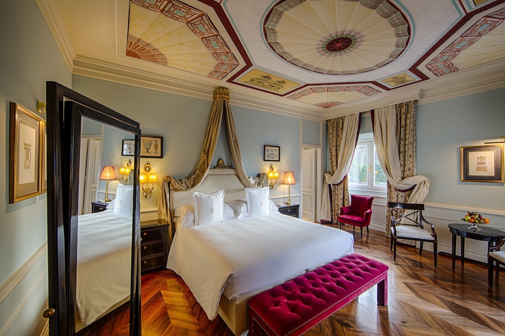 Villa Cora — Hotel rooms in Florence, Tuscany