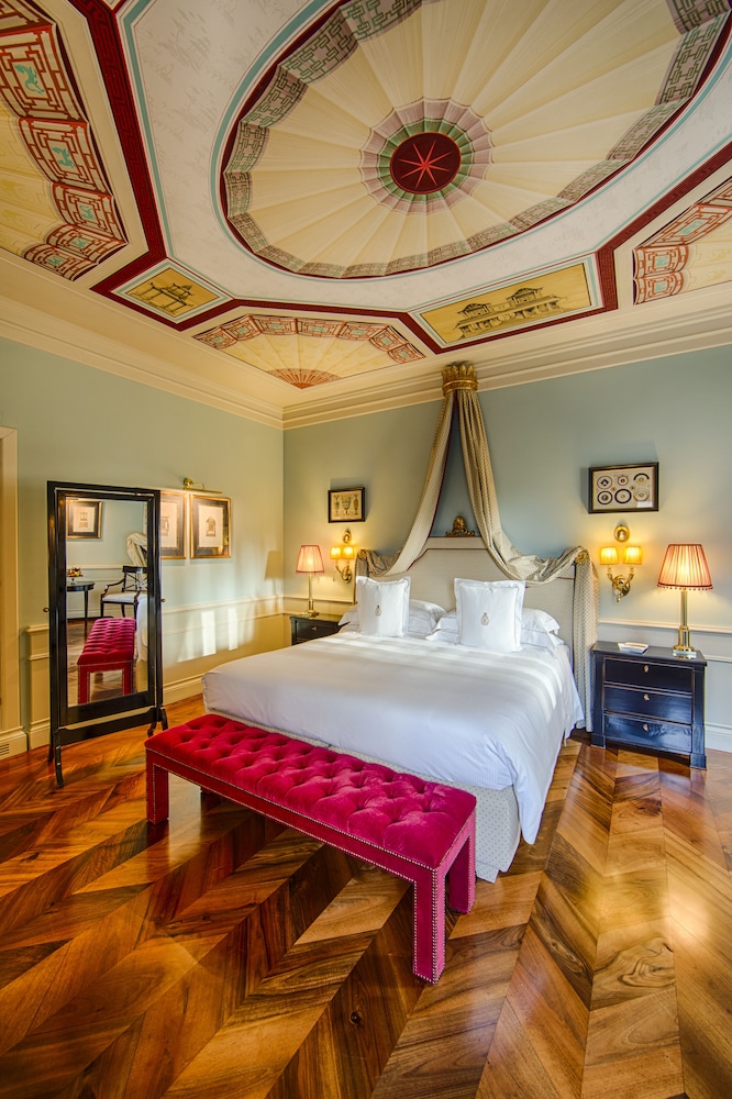 Villa Cora — Hotel rooms in Florence, Tuscany
