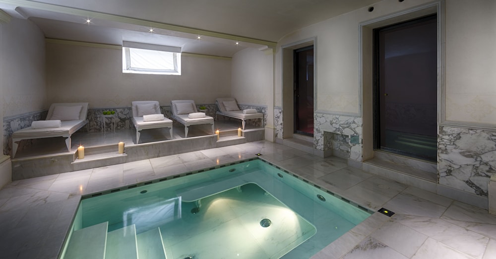 Villa Cora — Spa in Florence, Tuscany