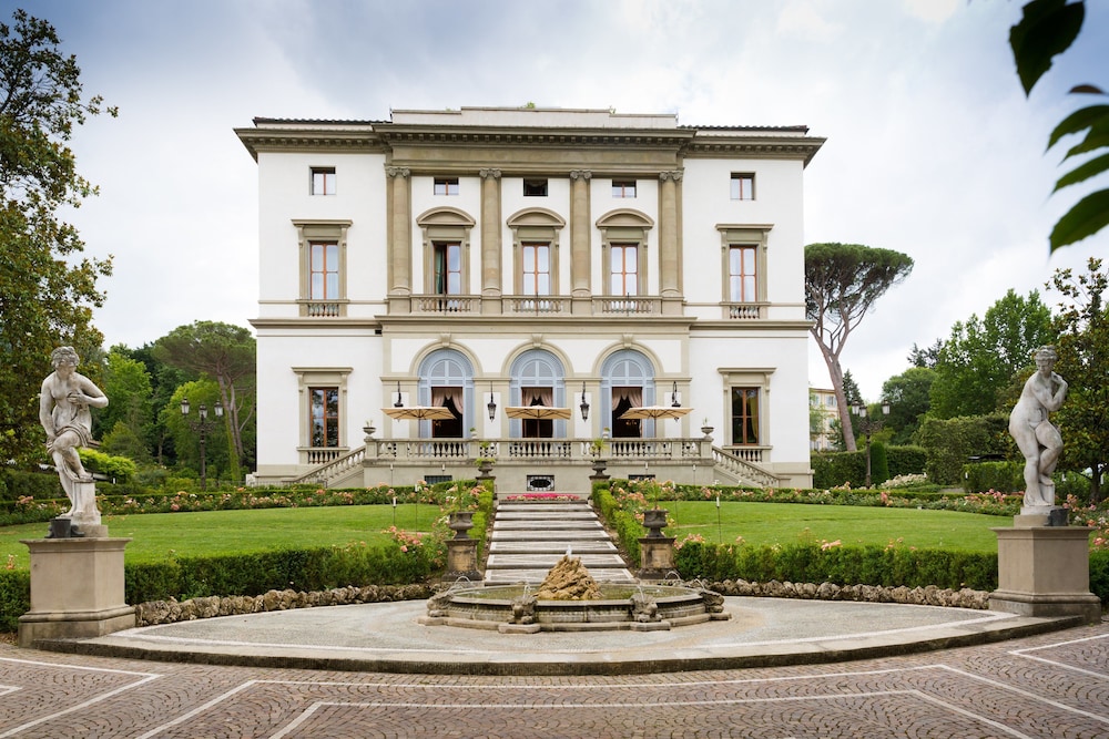 Villa Cora — Hotel building in Florence, Tuscany