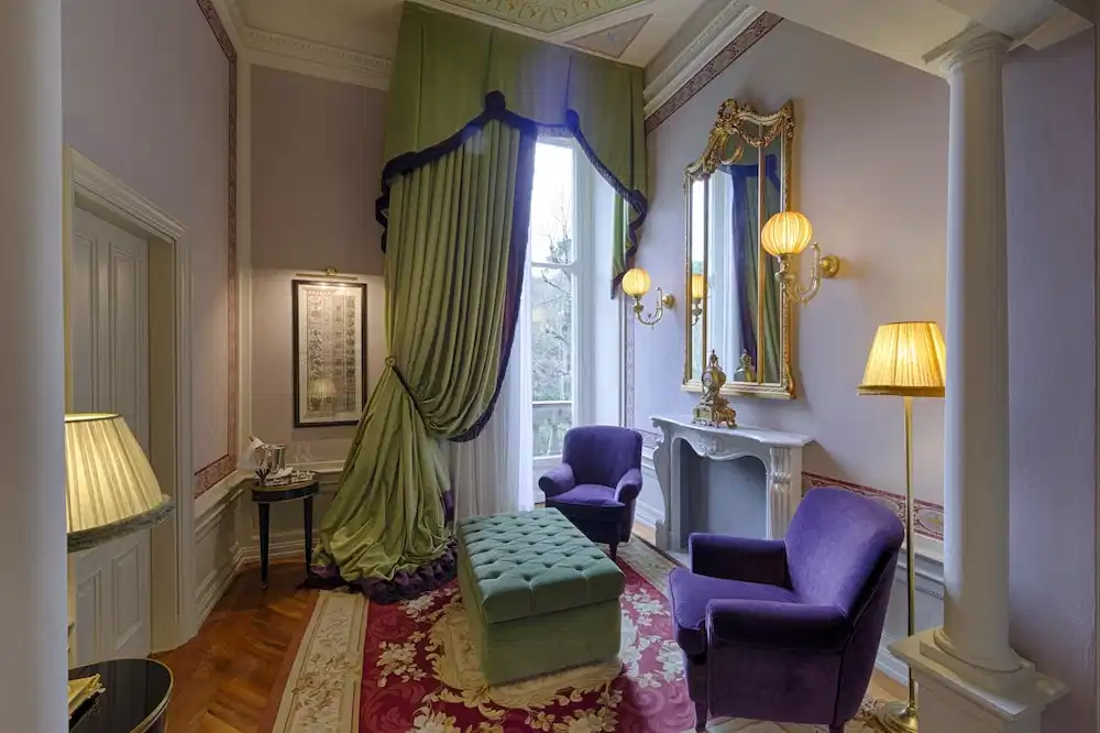 Villa Cora — Hotel rooms in Florence, Tuscany