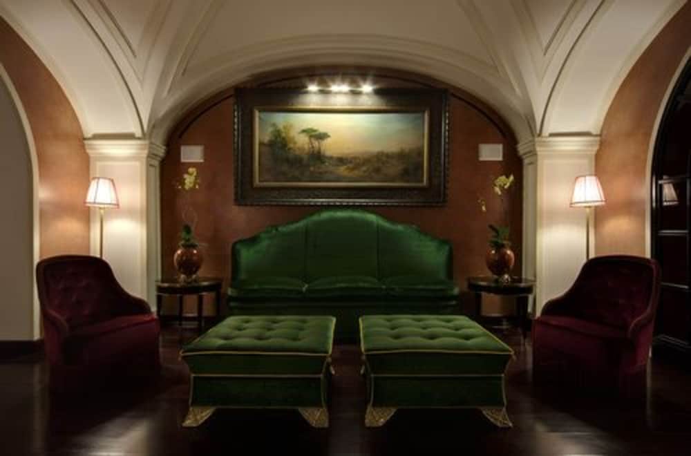 Villa Cora — Hotel building in Florence, Tuscany