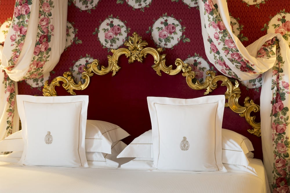 Villa Cora — Hotel rooms in Florence, Tuscany