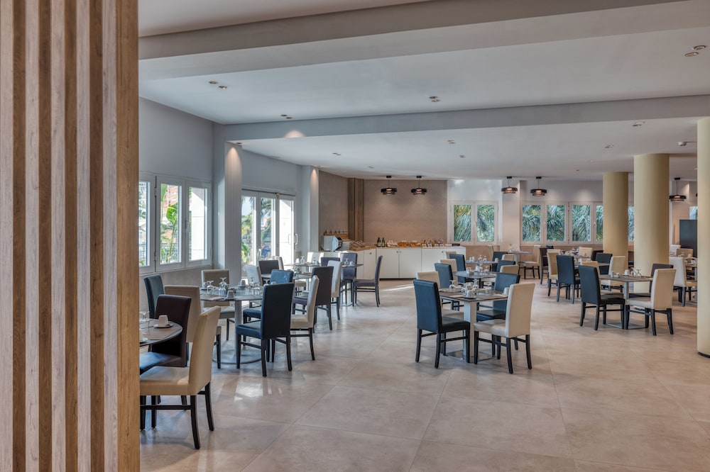 Ohtels Gran Hotel Almería — Restaurant & bars in Almeria, Andalusia