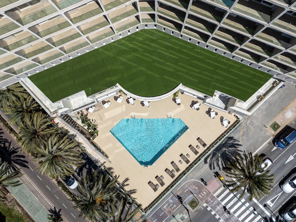 Ohtels Gran Hotel Almería — Swimming pool in Almeria, Andalusia