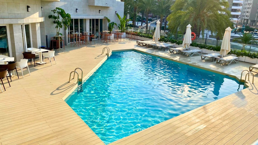 Ohtels Gran Hotel Almería — Swimming pool in Almeria, Andalusia