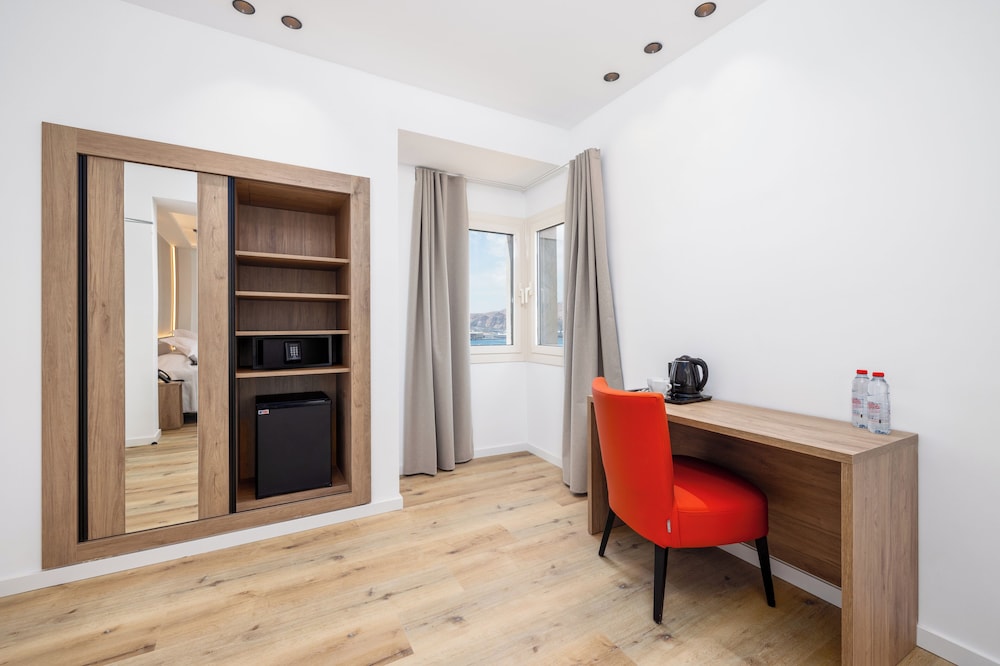 Ohtels Gran Hotel Almería — Hotel rooms in Almeria, Andalusia