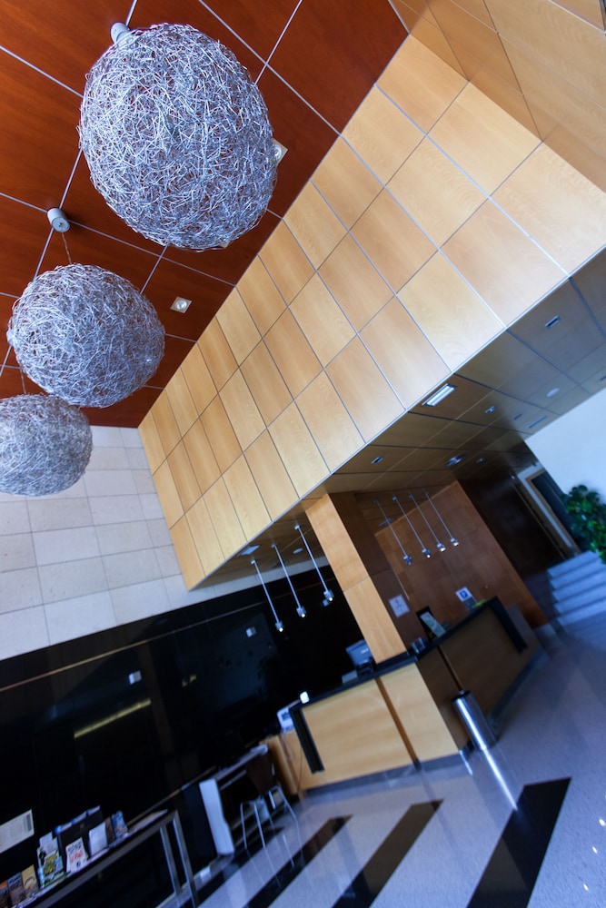 Hotel Gran Fama — Hotel building in Almeria, Andalusia