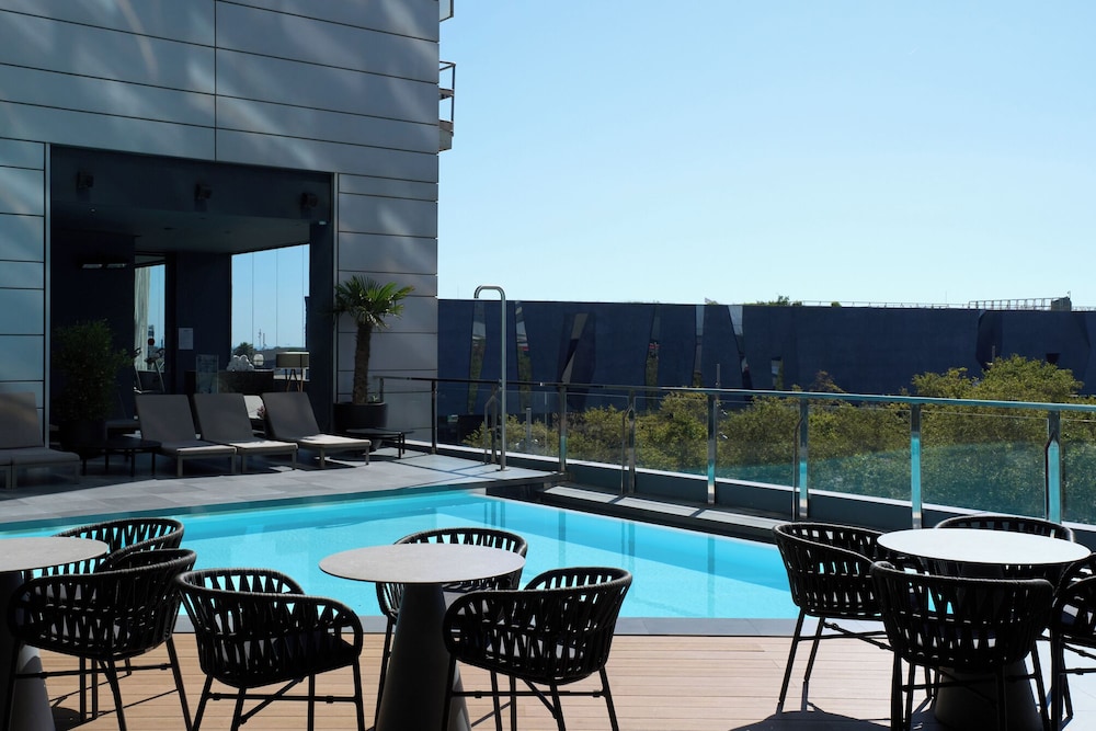 Hotel Barcelona Princess — Swimming pool in Barcelona, Catalonia