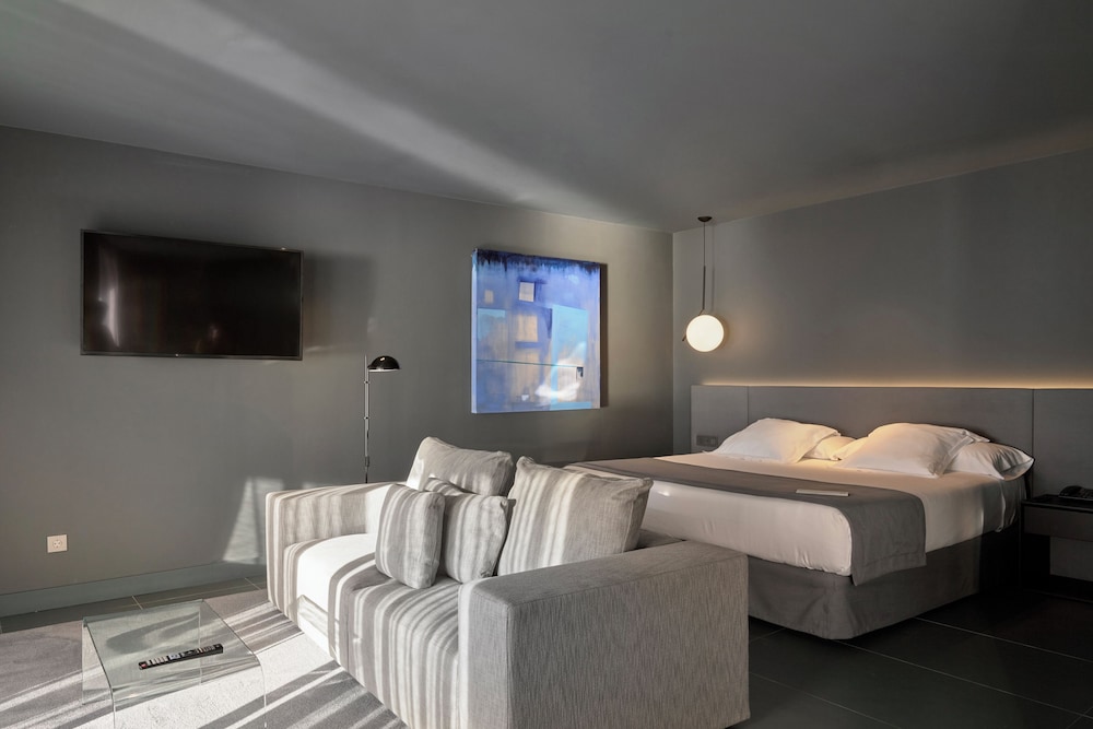 Hotel Barcelona Princess — Hotel rooms in Barcelona, Catalonia