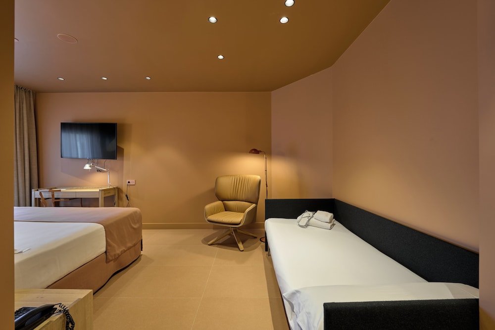 Hotel Barcelona Princess — Hotel rooms in Barcelona, Catalonia
