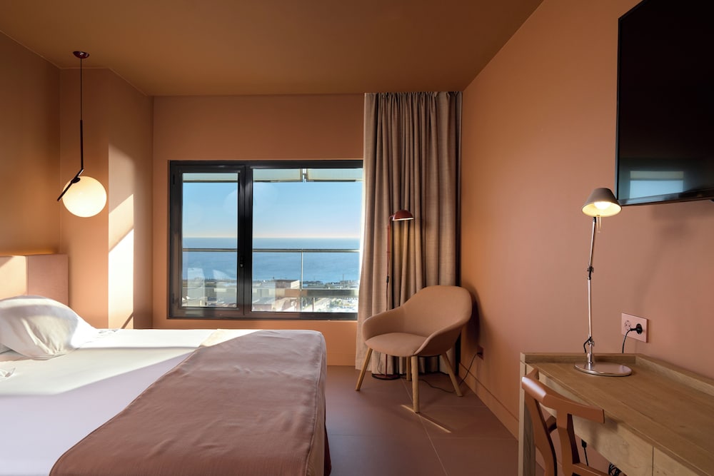 Hotel Barcelona Princess — Hotel rooms in Barcelona, Catalonia
