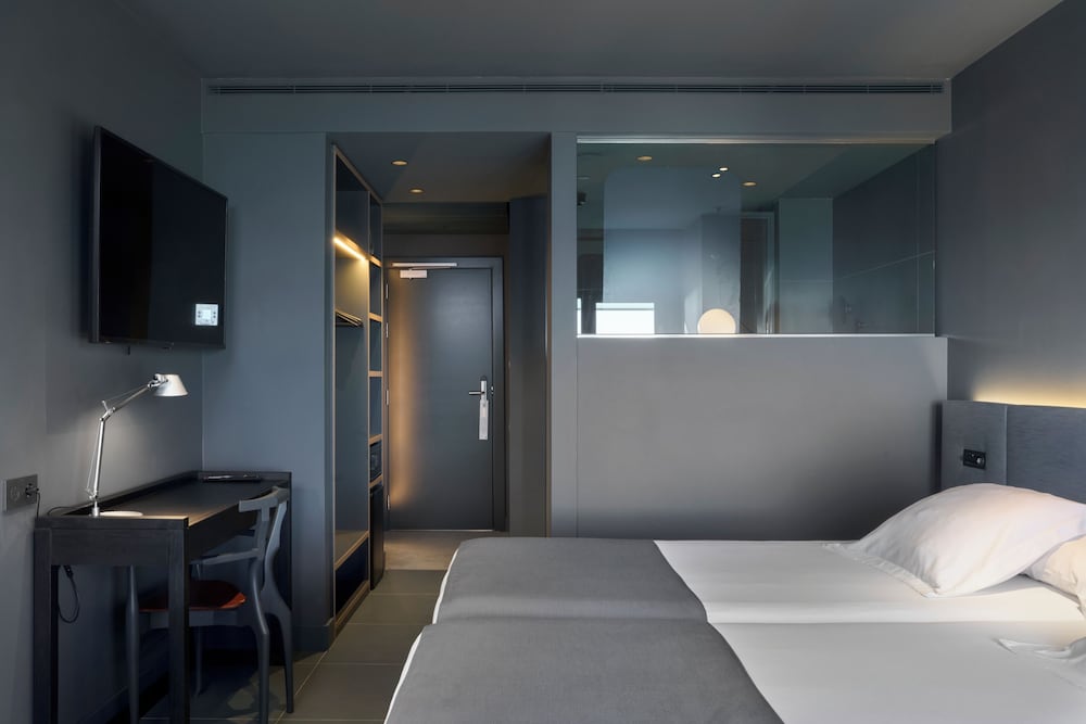 Hotel Barcelona Princess — Hotel rooms in Barcelona, Catalonia