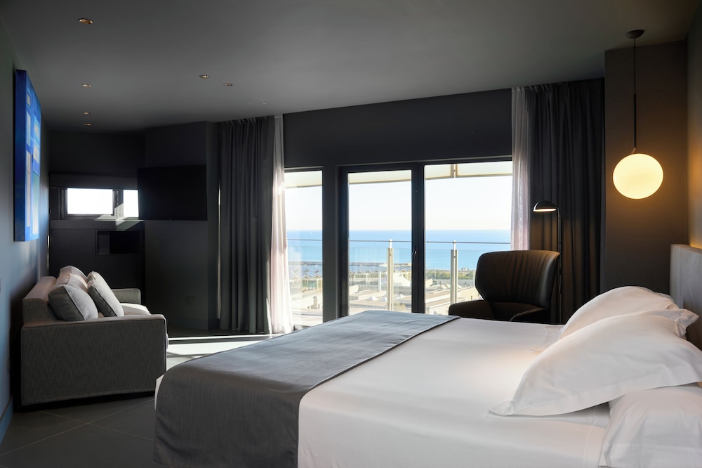 Hotel Barcelona Princess — Hotel rooms in Barcelona, Catalonia