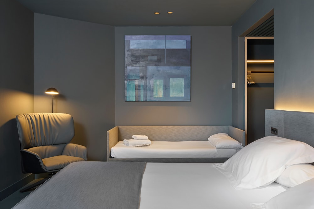 Hotel Barcelona Princess — Hotel rooms in Barcelona, Catalonia