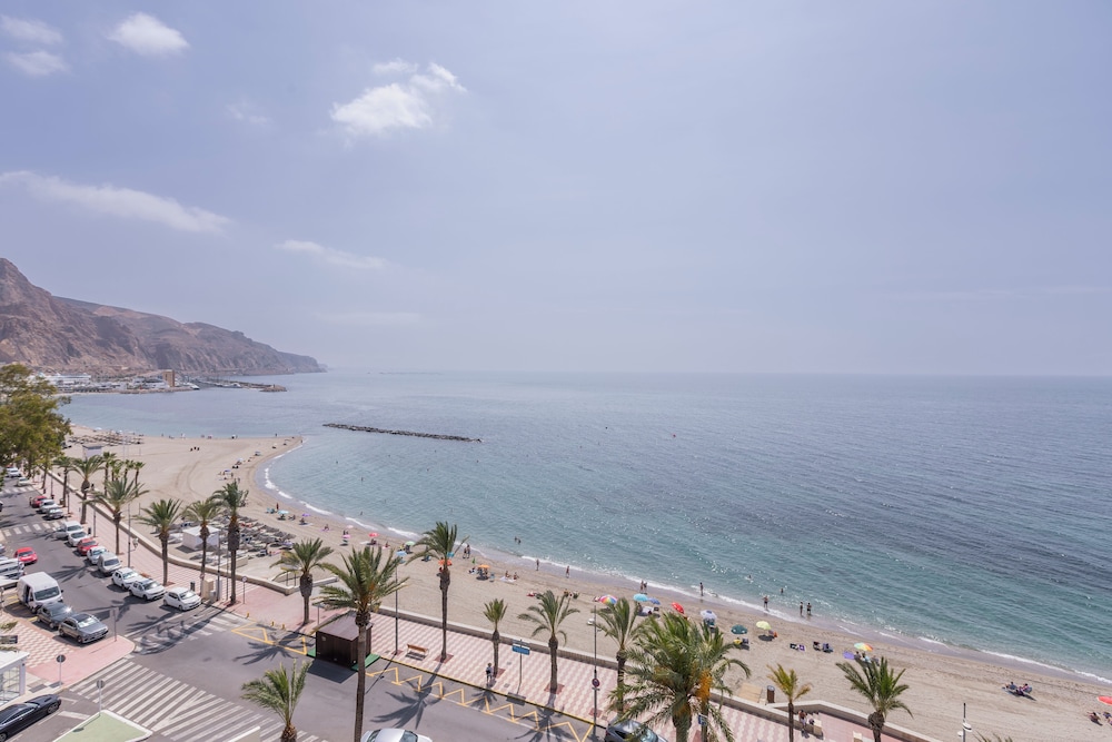 Moon Dreams Portomagno — Beach in Roquetas de Mar, Andalusia