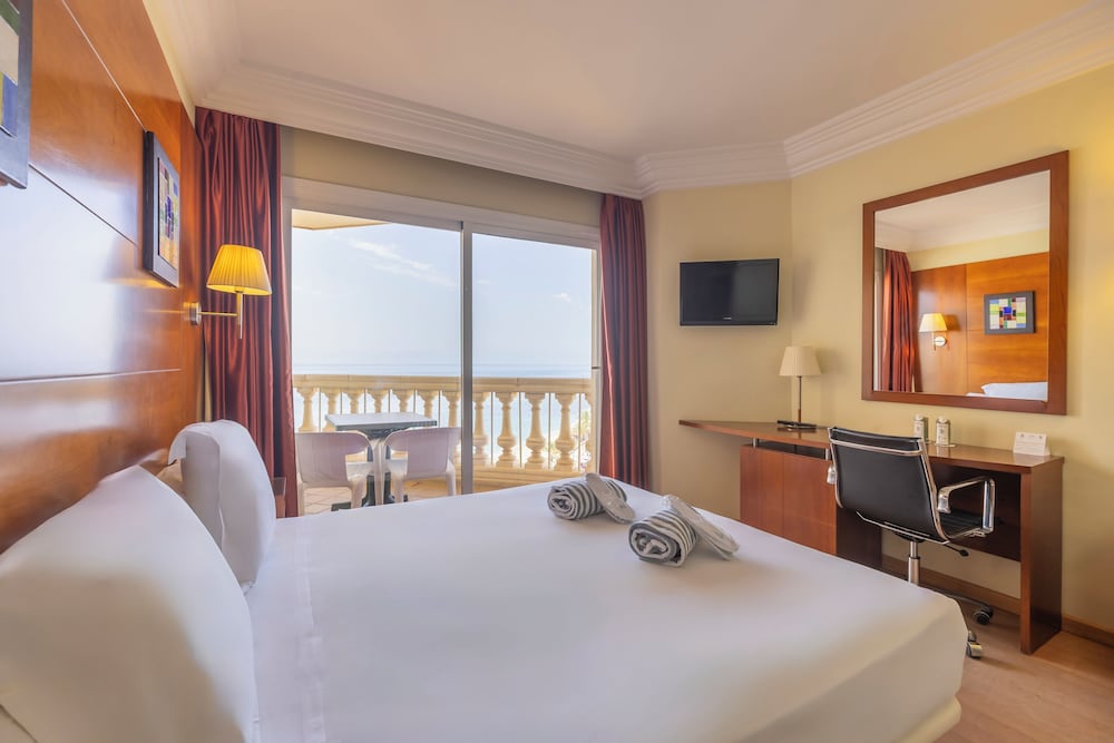 Moon Dreams Portomagno — Hotel rooms in Roquetas de Mar, Andalusia