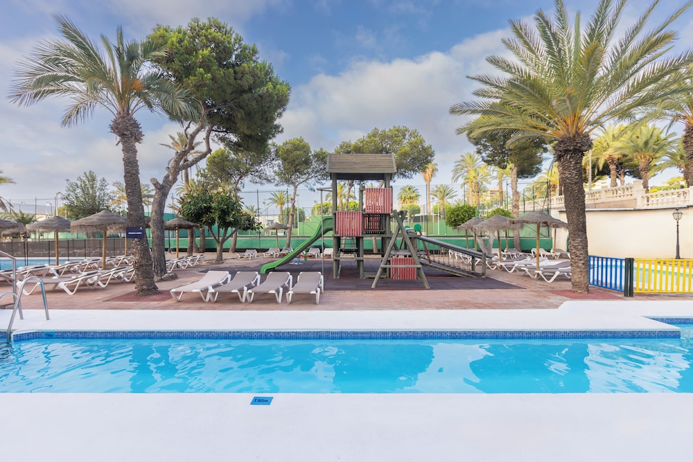 Moon Dreams Portomagno — Swimming pool in Roquetas de Mar, Andalusia